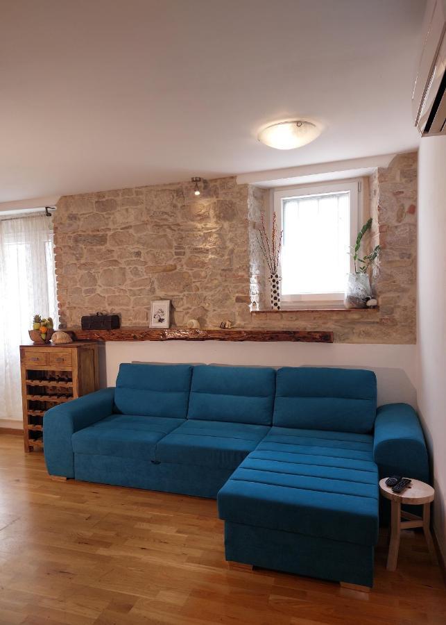 Apartment Lucy Lu สปลิท ภายนอก รูปภาพ